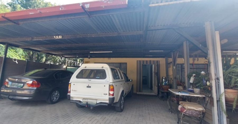 3 Bedroom Property for Sale in Oos Einde North West